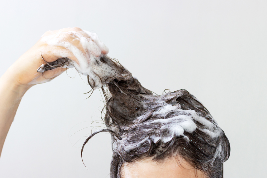 Shampoo en haaruitval: wat kun je verwachten?